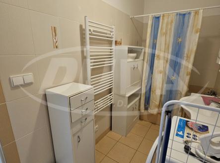 Obrázek k zakázce č.: 705996 | Pronájem bytu, 2+kk, 41 m²