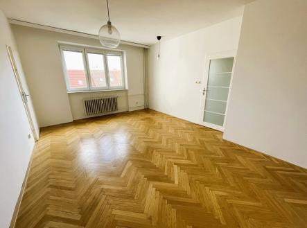 pokoj 1 | Prodej bytu, 4+1, 89 m²