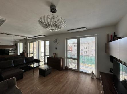 21 | Pronájem bytu, 3+kk, 79 m²