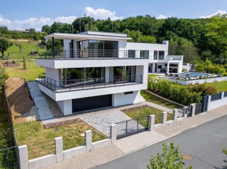 Prodej - dům/vila, 239 m²