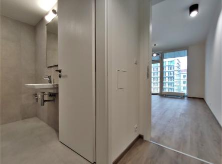 003 | Pronájem bytu, 1+kk, 29 m²