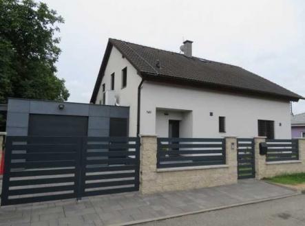 0001 | Prodej - dům/vila, 104 m²