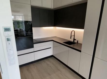 image5 | Pronájem bytu, 2+kk, 44 m²