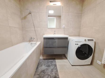 20251112_143459 | Pronájem bytu, 3+kk, 92 m²