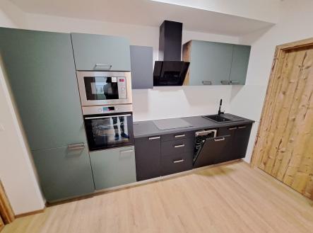 20251112_145219 | Pronájem bytu, 3+kk, 66 m²