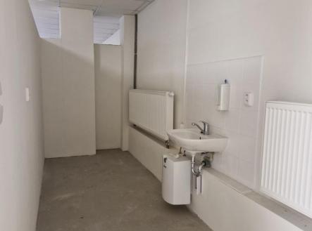 zázemí_každého_obchodního_prostoru | Pronájem - kanceláře, 76 m²
