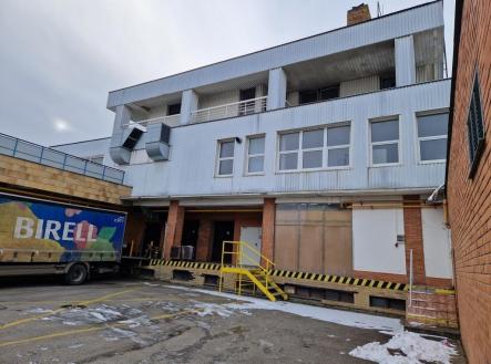 foto_ze_dvora | Pronájem - kanceláře, 330 m²