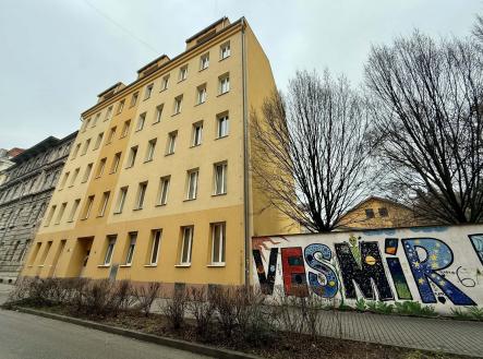 8cc3e992-4204-4271-9c22-aaff5ae42adf | Pronájem bytu, 1+kk, 32 m²