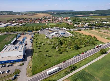 100114358 | Prodej - komerční objekt, sklad, 11 908 m²