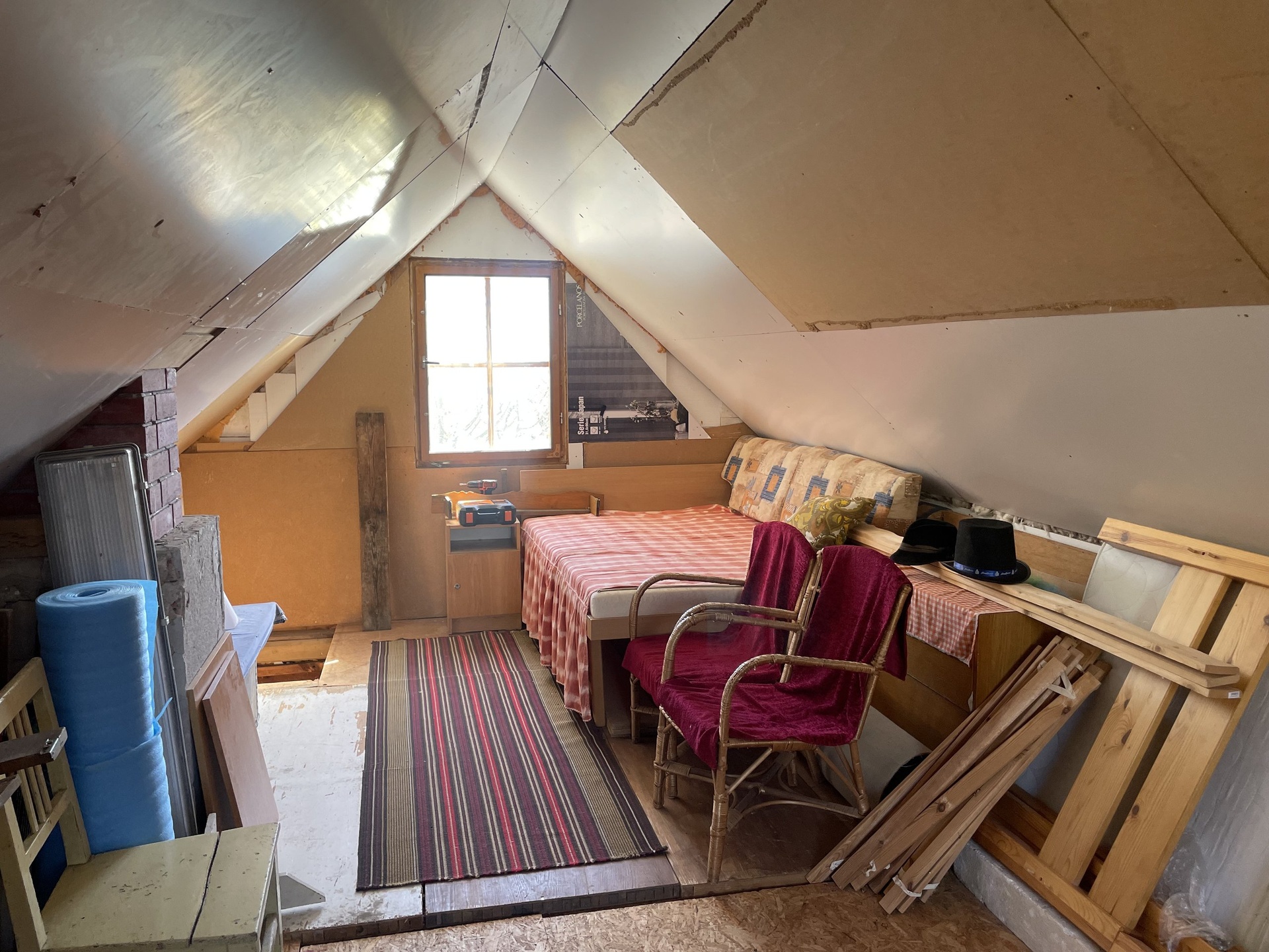 Prodej chaty 1+kk s podkrovím a velkou zahradou o výměře 2440 m², Želešice, Brno - venkov