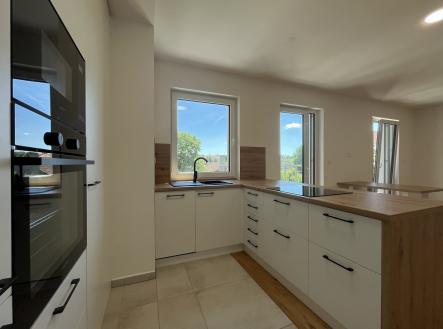 Pronájem bytu, 2+kk, 64 m²