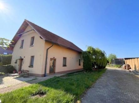 vodní | Prodej - dům/vila, 148 m²