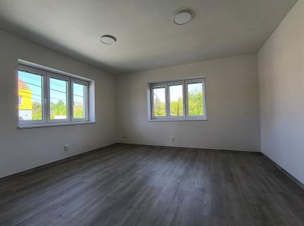 004 | Pronájem bytu, 3+kk, 105 m²