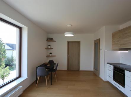 . | Pronájem bytu, 2+kk, 60 m²