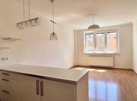 . | Pronájem bytu, 2+kk, 50 m²