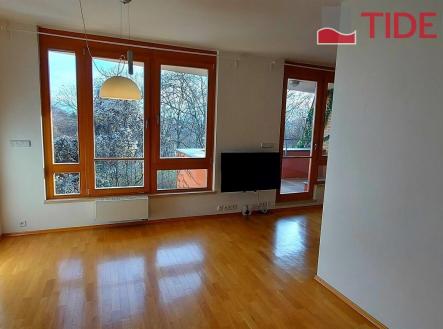 . | Pronájem bytu, garsoniéra, 50 m²