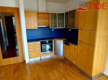 . | Pronájem bytu, garsoniéra, 50 m²