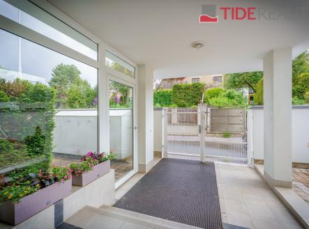 . | Pronájem bytu, 4+kk, 140 m²