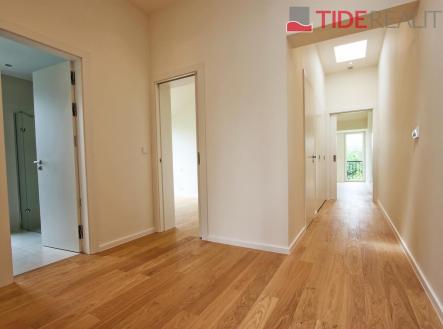 . | Pronájem bytu, 3+kk, 86 m²