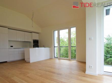 . | Pronájem bytu, 3+kk, 86 m²
