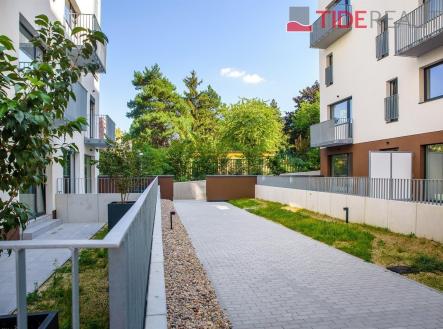 . | Pronájem bytu, 2+kk, 60 m²