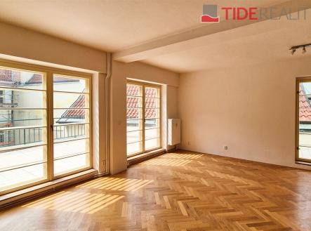 . | Pronájem bytu, garsoniéra, 25 m²
