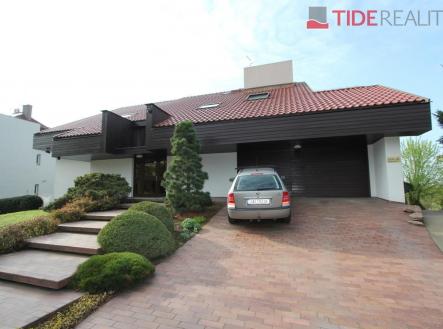 . | Pronájem bytu, 6+1, 290 m²