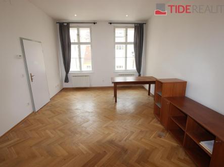 . | Pronájem bytu, 2+kk, 45 m²