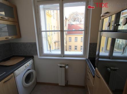 . | Pronájem bytu, 2+kk, 45 m²