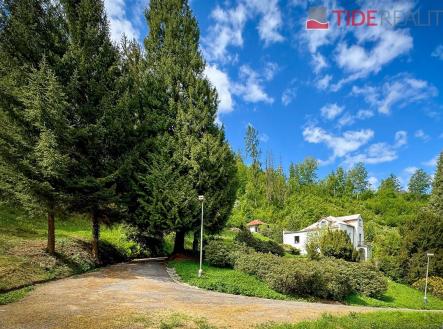 . | Prodej - dům/vila, 870 m²