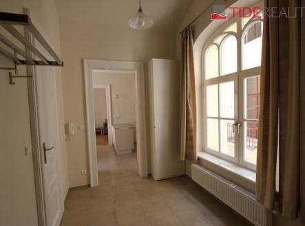 . | Pronájem bytu, 1+1, 50 m²