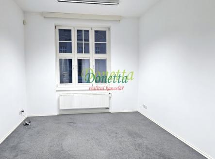 obrazek-whatsapp-2025-01-08-v-15.00.35-9d3323c8.jpg | Pronájem - kanceláře, 23 m²