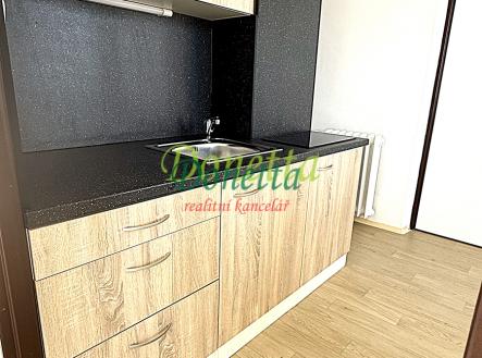 32.jpg | Pronájem bytu, 3+1, 55 m²