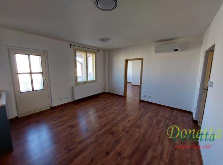 3-pokoj1-1.jpg | Pronájem bytu, 2+kk, 64 m²