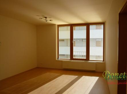 5-pokoj1.jpg | Pronájem bytu, 3+kk, 66 m²
