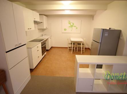 1.jpg | Pronájem bytu, 1+kk, 30 m²