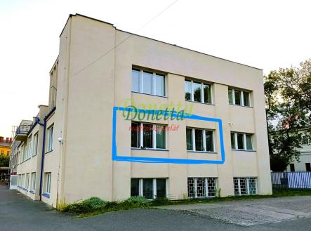 budova-dvur.jpg | Pronájem - kanceláře, 44 m²