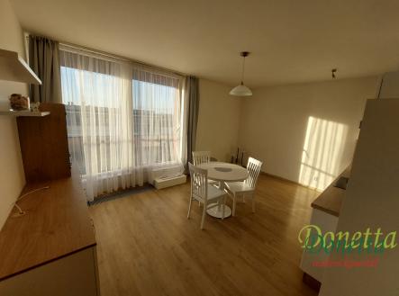 3-pokoj.jpg | Pronájem bytu, 2+kk, 46 m²