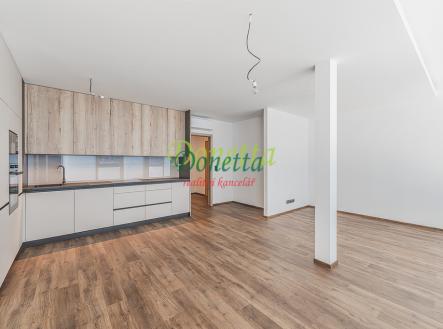 9.jpg | Prodej bytu, 2+kk, 81 m²
