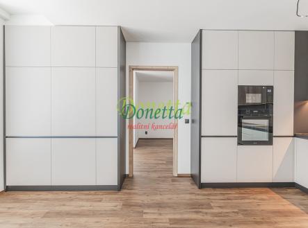 10.jpg | Prodej bytu, 2+kk, 81 m²