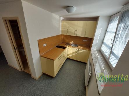 4-kuchyn.jpg | Pronájem bytu, 2+1, 60 m²