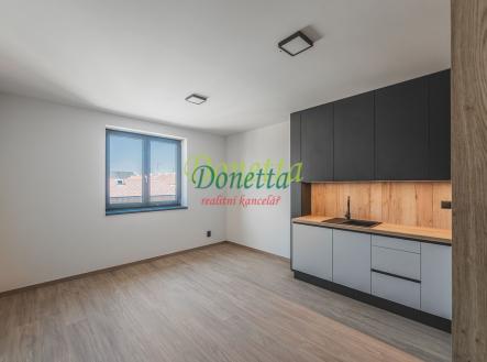 2.jpg | Pronájem bytu, 3+kk, 67 m²