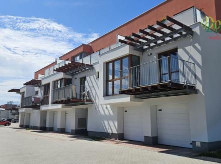 Pronájem bytu, 2+kk, 69 m²