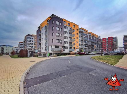 Pronájem bytu Praha 9 Střížkov_dům_exterier | Pronájem bytu, 1+kk, 26 m²