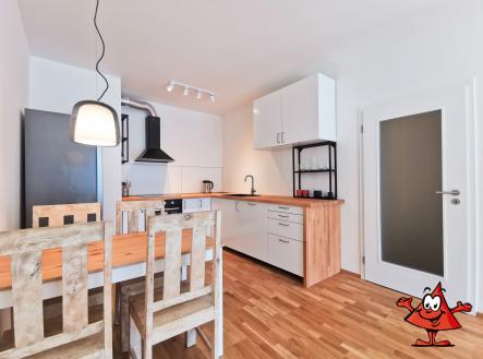 Pronájem bytu Praha 8 Karlín Breitfeldova - kuchyně | Pronájem bytu, 2+kk, 61 m²