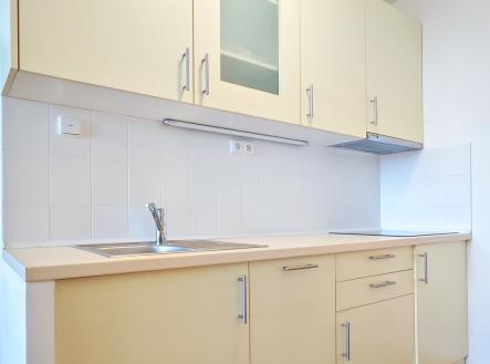 Pronájem bytu Praha 4 Háje Jažlovická - kuchyňská linka | Pronájem bytu, 2+kk, 42 m²