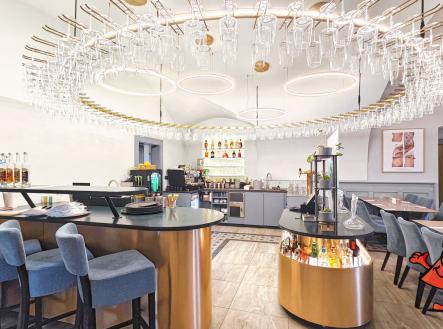 Pronájem zámecké restaurace zámku Dobříš - bar | Pronájem - restaurace, 419 m²