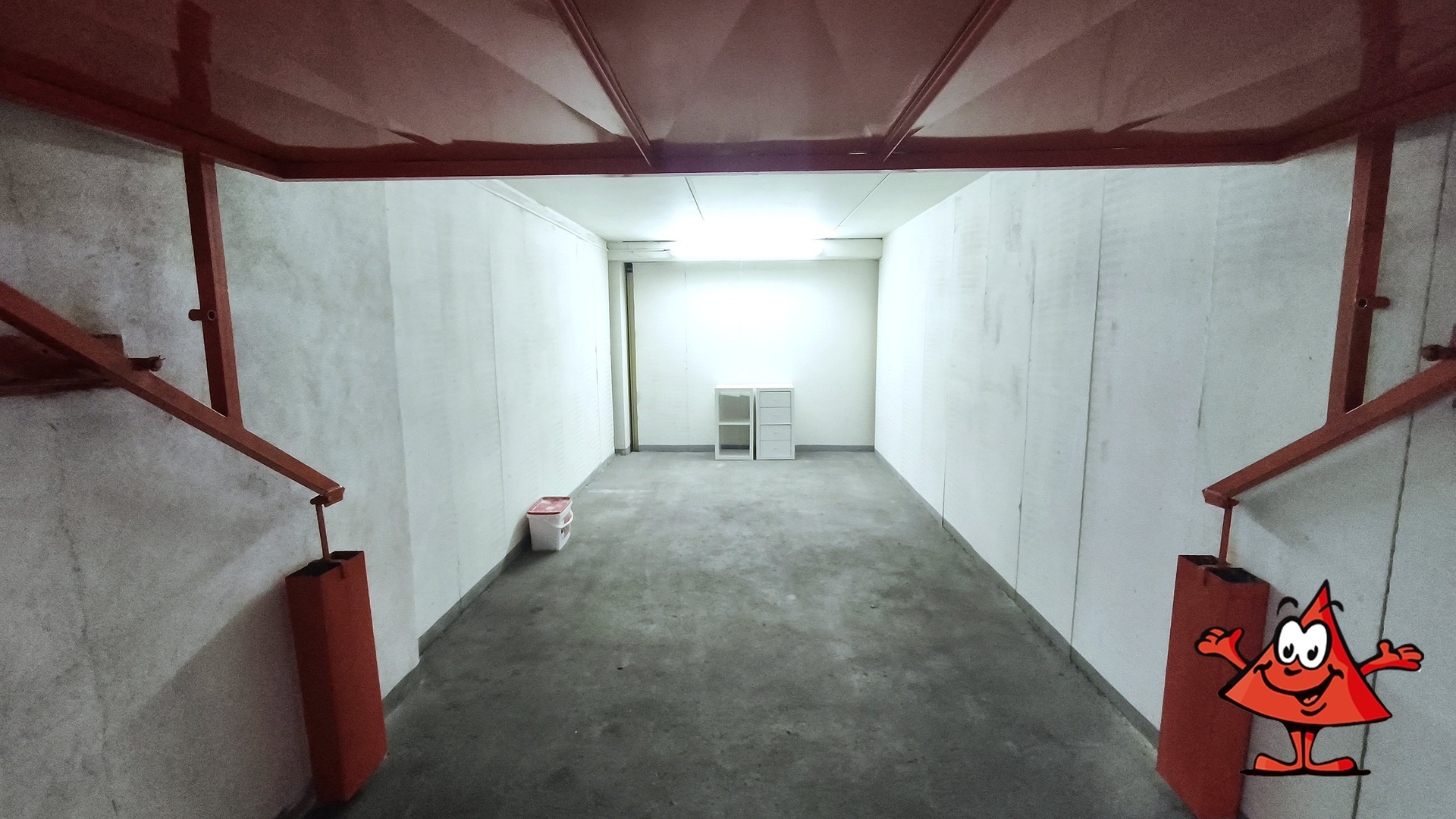 pronájem garáže v ulici Pšenčíkova, Praha 4 kamýk - garáž