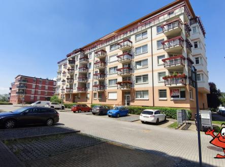 Na pronájem byt 3+KK + terasa, Praha 8 - Ládví, ulici nad Okrouhlíkem - dům | Pronájem bytu, 3+kk, 98 m²