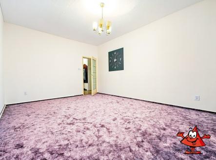 Na pronájem byt 1+1 v ulici Sdružení, Praha 4 - Nusle (Pankrác) - pokoj | Pronájem bytu, 1+1, 59 m²
